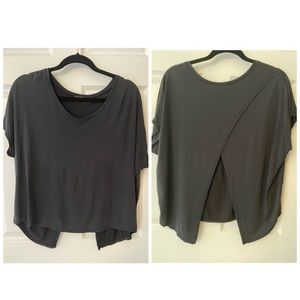 White Birch Black Short Sleeve V Neck slit back T-Shirt  Size Medium EUC